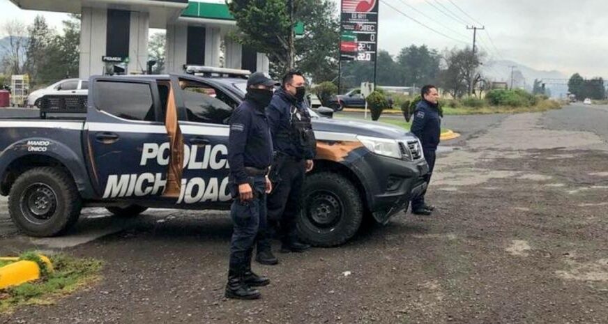 Hallan 11 cuerpos en huerta de aguacate en Uruapan, confirma la Fiscalía de Michoacán