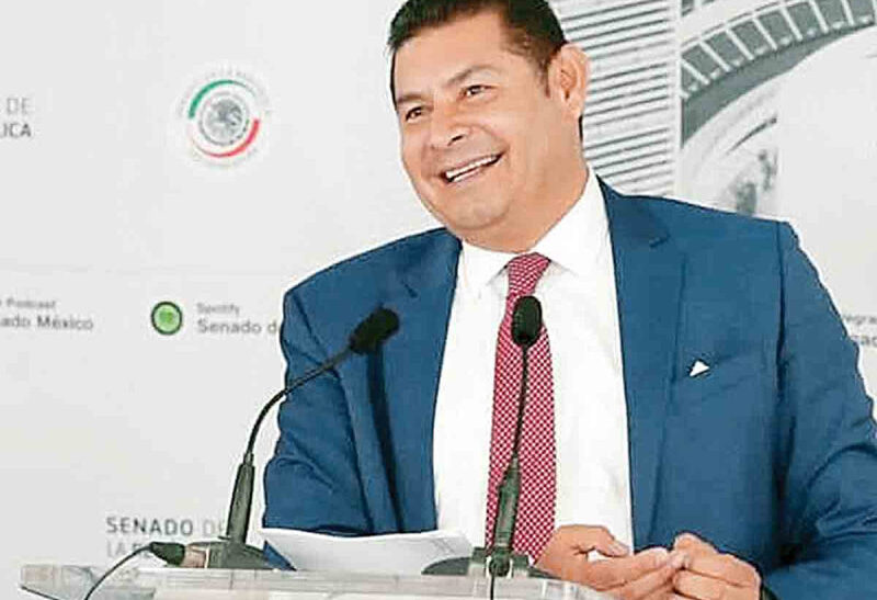 Cabilderos acosan a los senadores; presionan sobre Reforma a pagos por derechos de autor