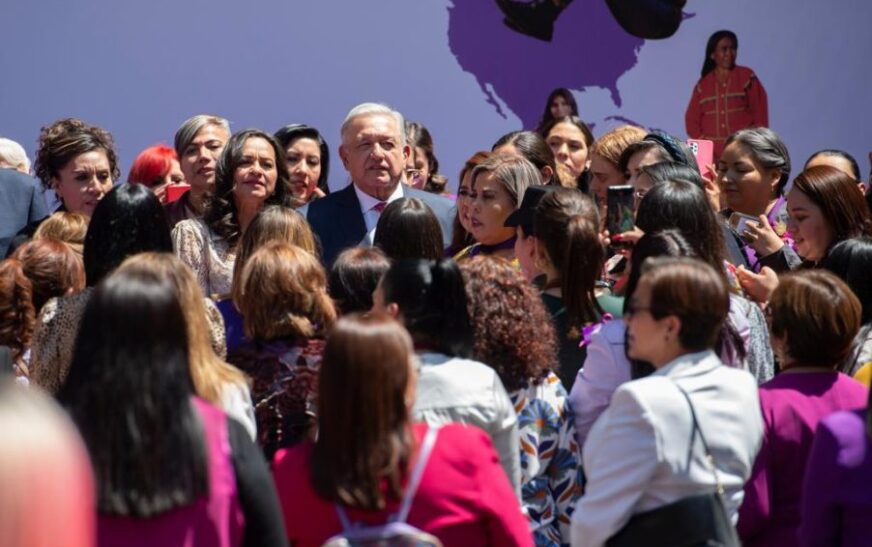 Feminismo es una realidad, falta consolidar cuarta transformación, dice AMLO en evento por el 8M