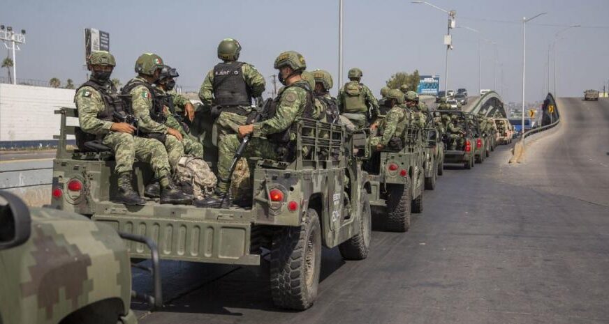 Militares sí dispararon a camioneta con jóvenes; cinco de ellos murieron, admite el Ejército