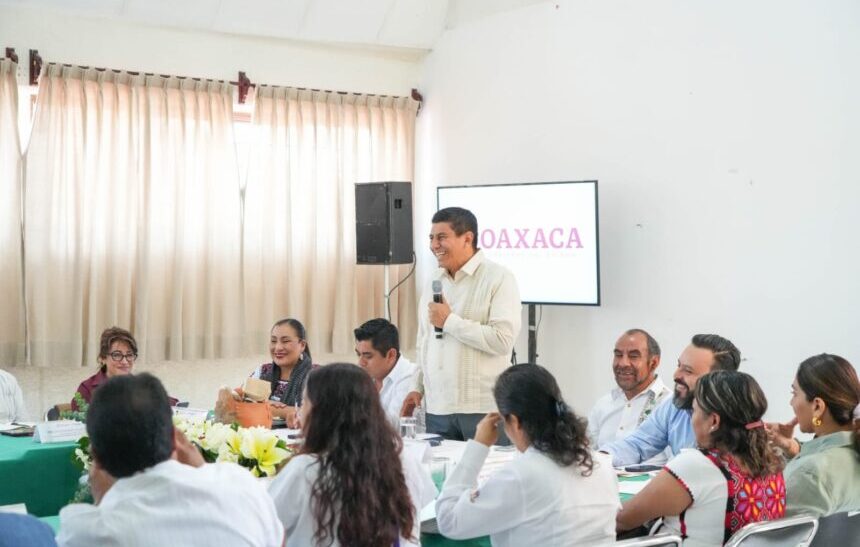 Gobiernos municipales ya no están abandonados: Salomón Jara Cruz