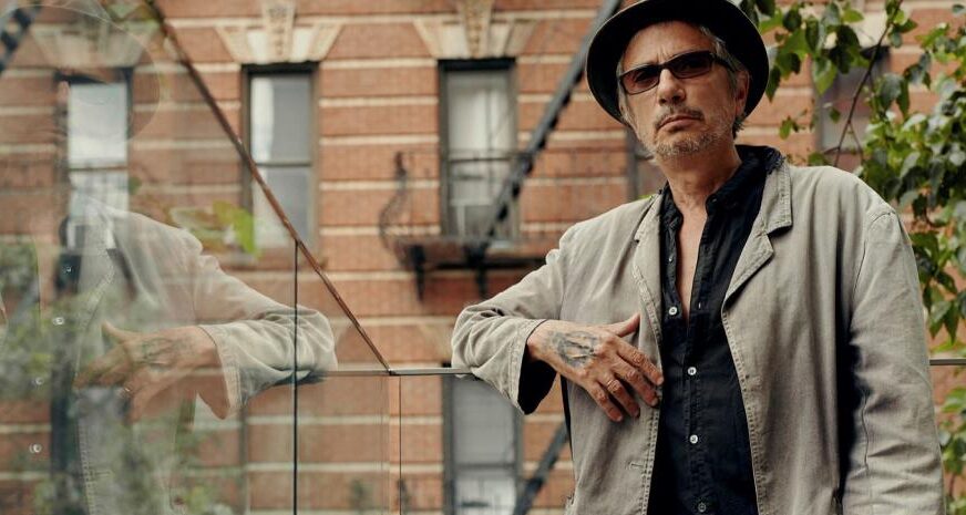 Leos Carax: “Me sorprende que todavía haya jóvenes interesados en mis películas”