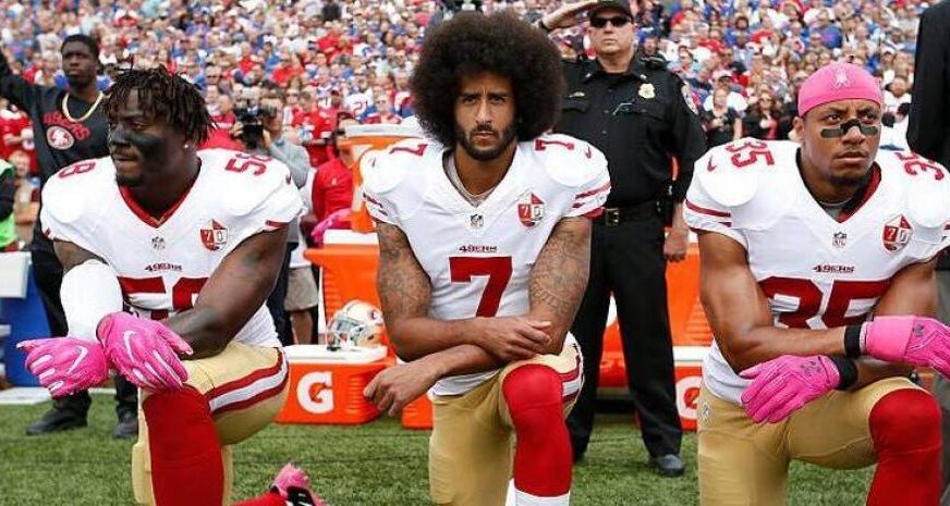 Colin Kaepernick, ex QB de 49ers, quiere sustituir a Aaron Rodgers en los Jets