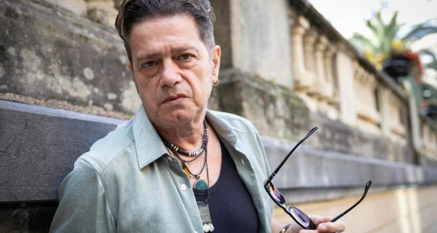 Santiago Auserón culmina el ciclo de ‘Semilla del son’ con un viaje a la esencia en Cuba
