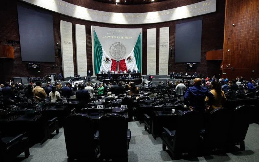La Cámara de Diputados aprobó la nueva Ley del Sistema Nacional de Investigación e Inteligencia, que busca fortalecer la seguridad pública mediante mejor coordinación y análisis de información.