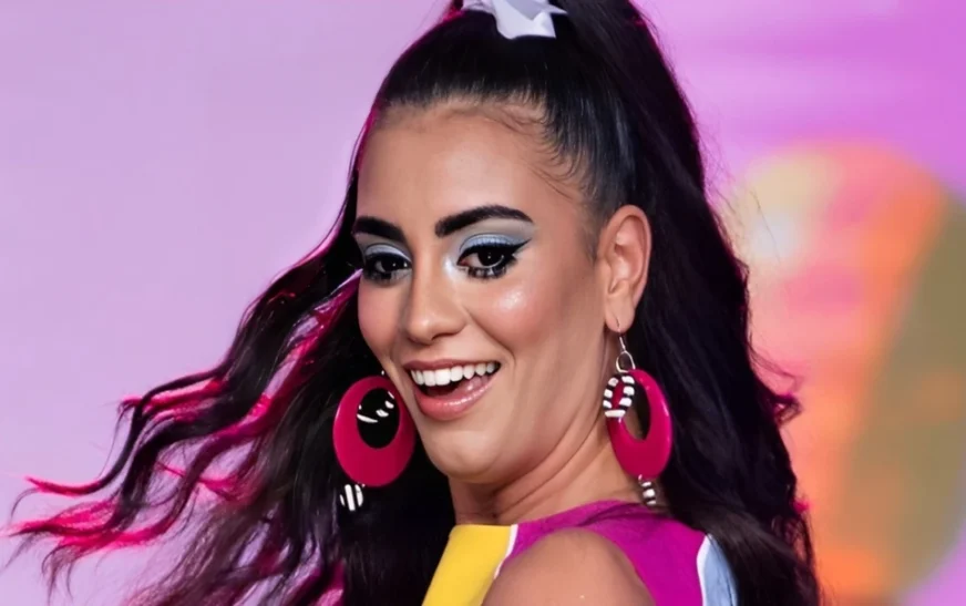 🚨 Caída de más de 3 metros en vivo: caos total en Miss Universe Latina